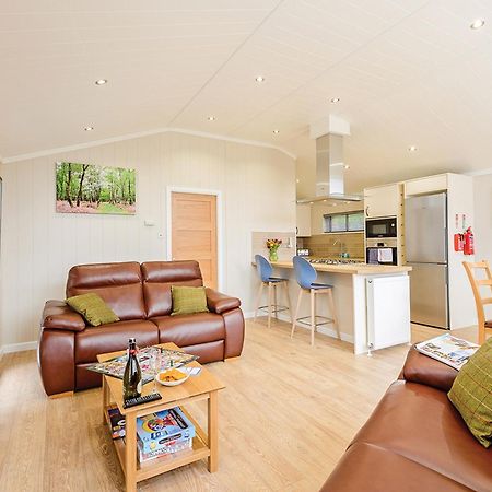 Wareham Forest Lodge Retreat Lytchett Minster Eksteriør bilde
