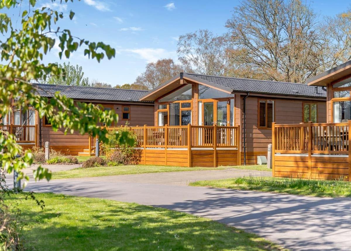 Wareham Forest Lodge Retreat Lytchett Minster Eksteriør bilde